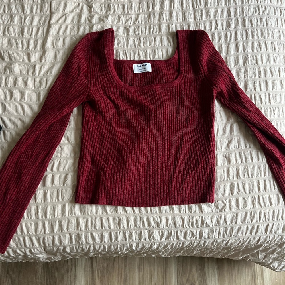 Old Navy Women's Red Crew Neck Sweater